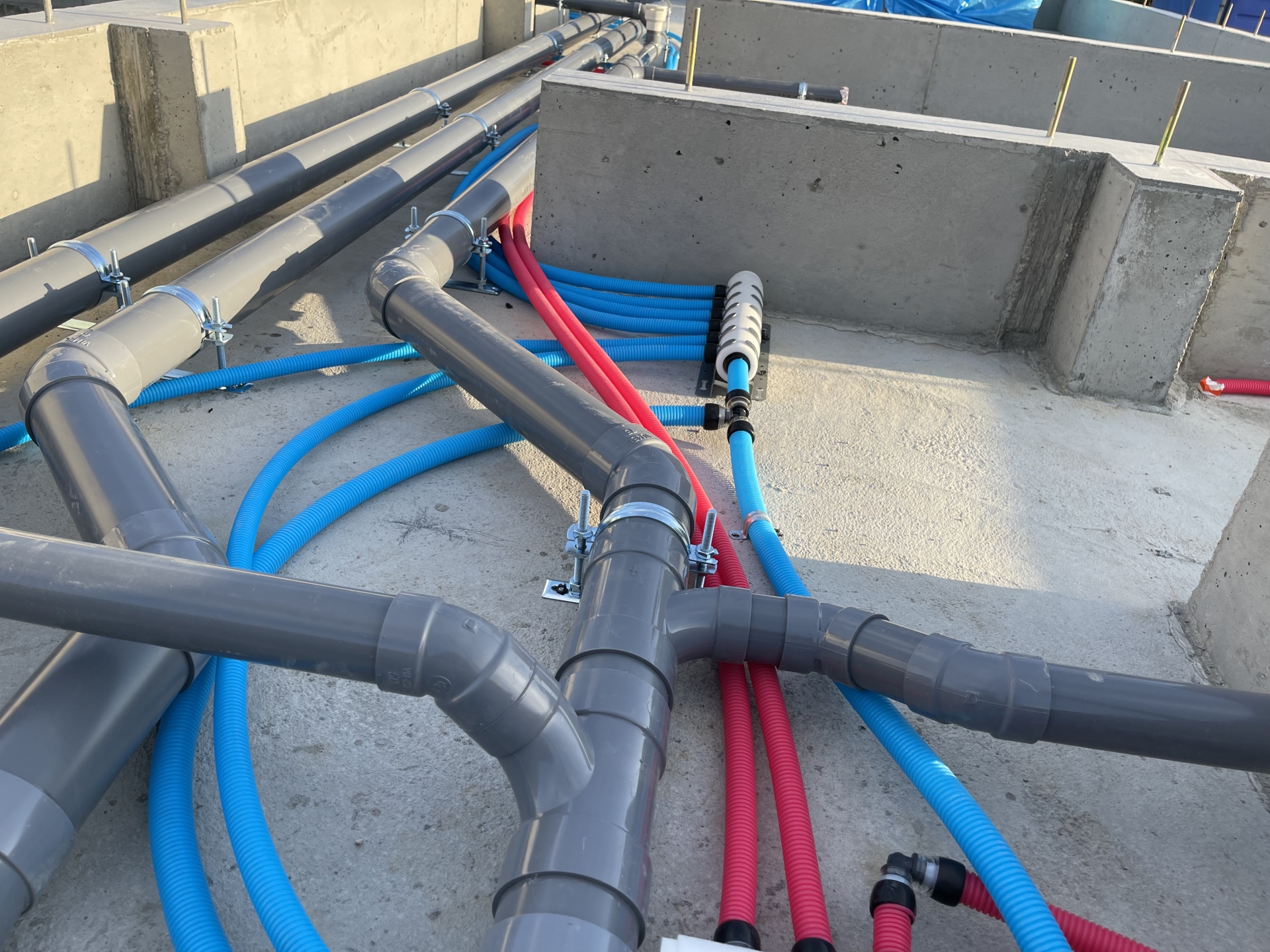 給排水設備工事の現場